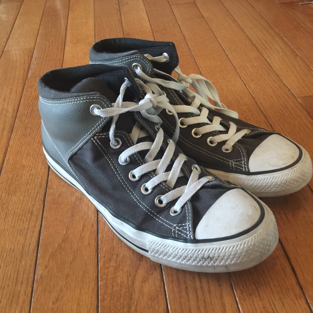 Grey converse All-Stars